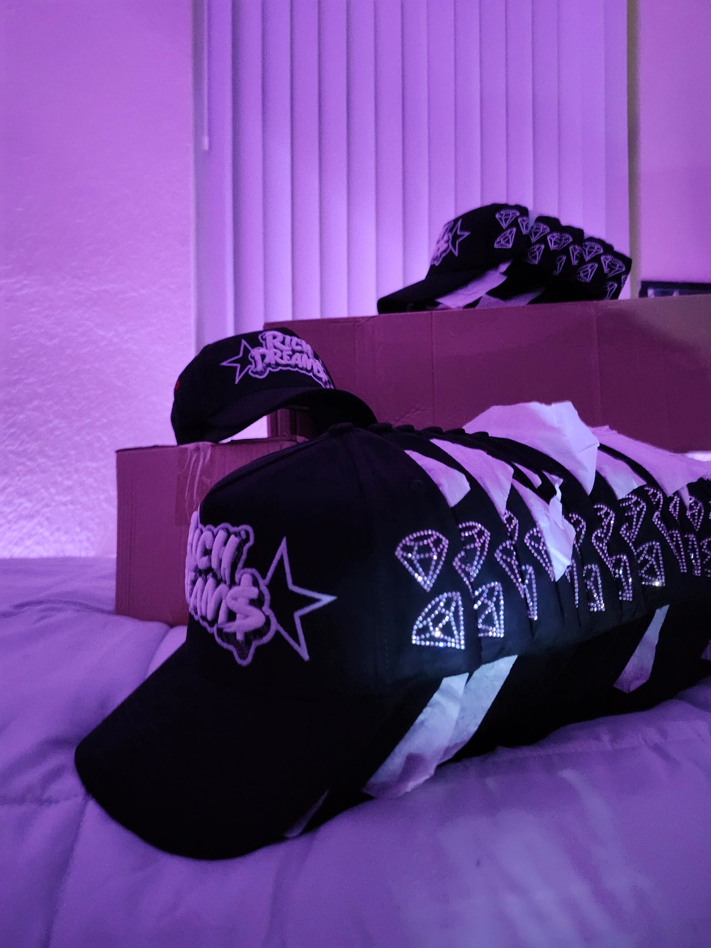 𝘽𝙇𝘼𝘾𝙆 𝘿𝙍𝙀𝘼𝙈𝙎